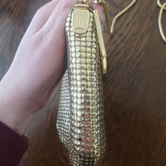 Vintage La Regale Hong Kong Glamorous Gold Metal Mesh Crossbody Bag Purse - Picture 3 of 8